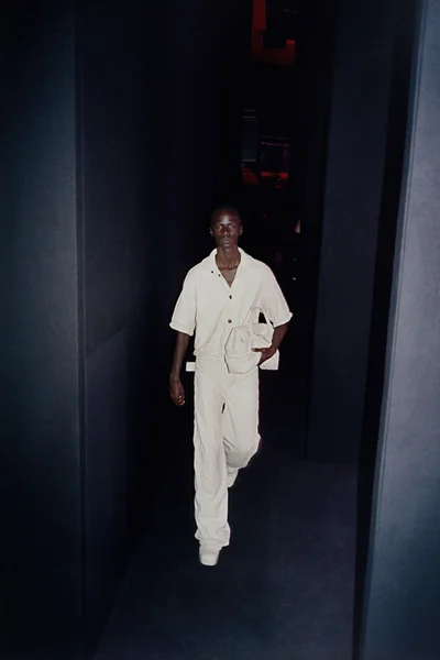Look 28